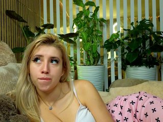 FlowwwerGirl Porn Show