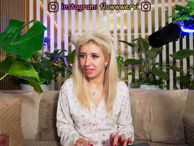 --Violetttttka-- preview