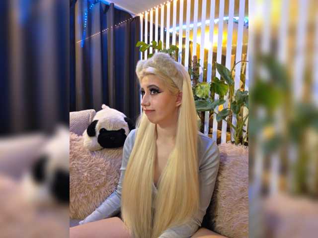 MiaLiaHot's BongaCams profile