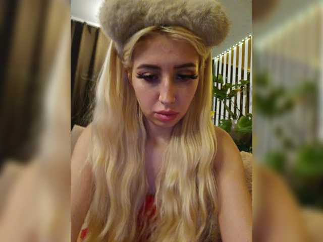 MiaLiaHot's BongaCams profile