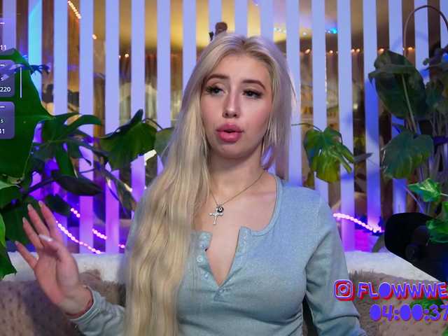 MiaLiaHot's BongaCams show and profile