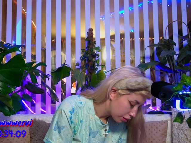 MiaLiaHot from BongaCams is Freechat