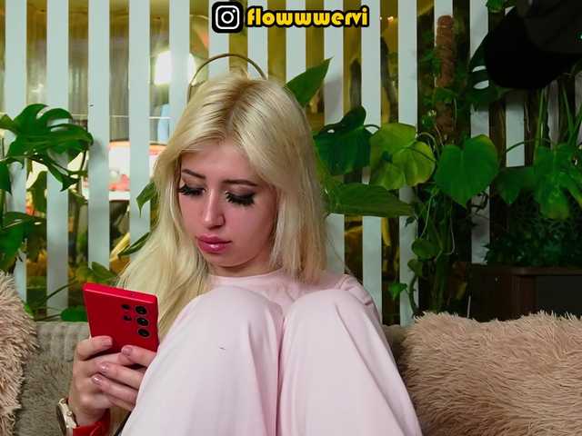 go to chat with FlowwwerGirl