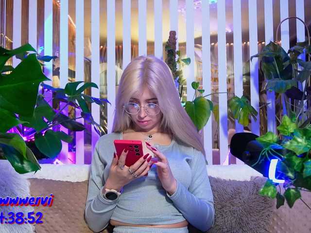 MiaLiaHot from BongaCams is Freechat