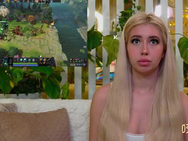 MiaLiaHot's BongaCams show and profile