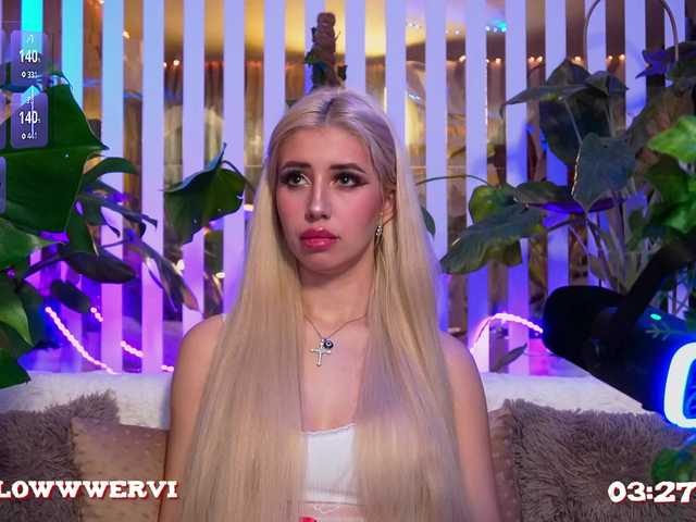 MiaLiaHot-видео