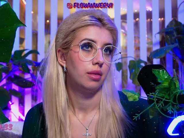 go to chat with FlowwwerGirl