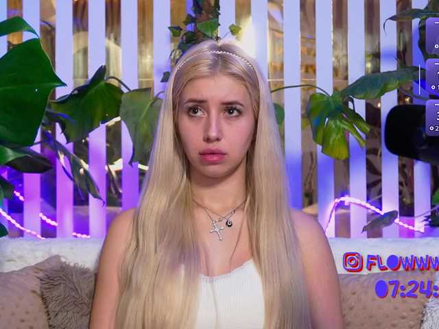 MiaLiaHot from BongaCams is Freechat