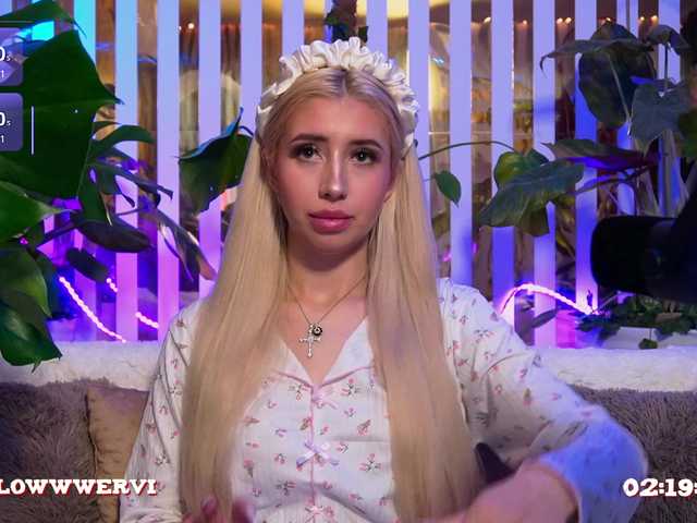 MiaLiaHot from BongaCams is Freechat