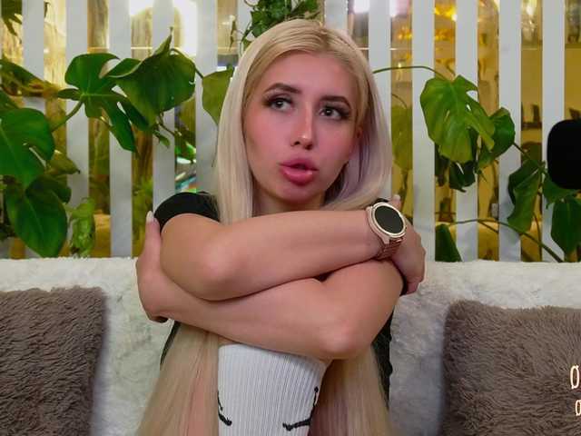 go to chat with FlowwwerGirl