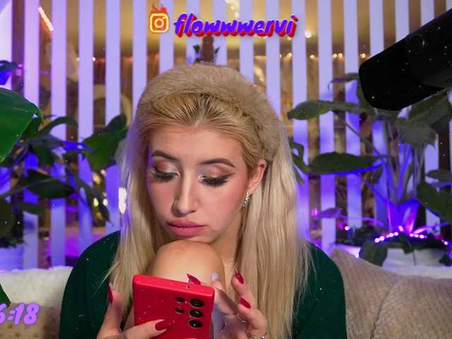 MiaLiaHot's BongaCams show and profile