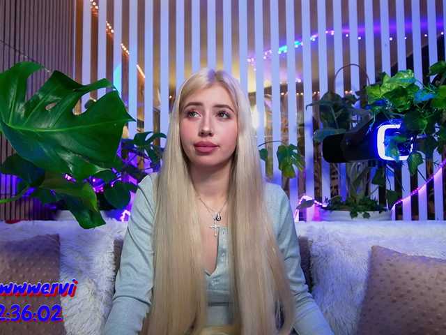 MiaLiaHot from BongaCams is Freechat