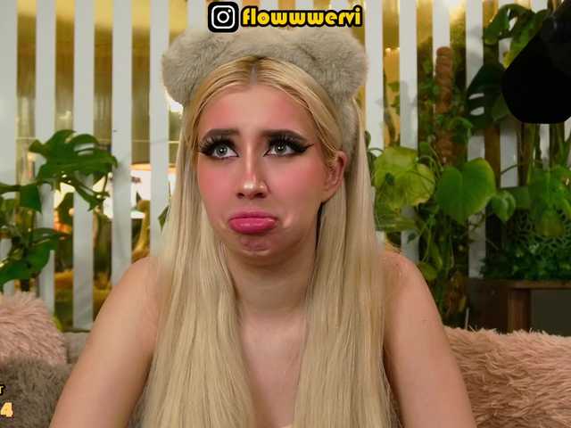 MiaLiaHot's BongaCams profile