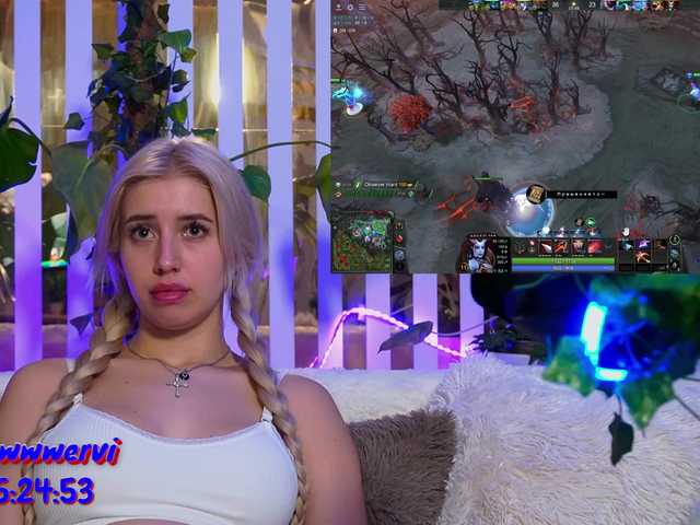 модель MiaLiaHot