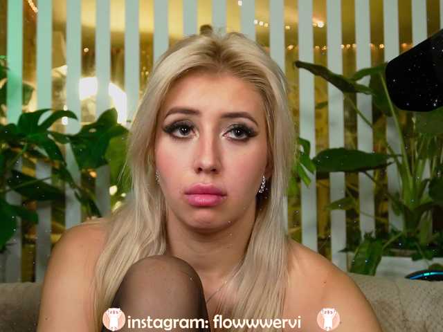 go to chat with FlowwwerGirl