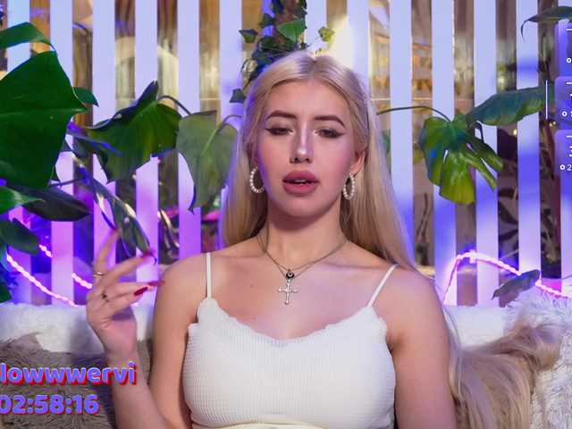 MiaLiaHot from BongaCams is Freechat