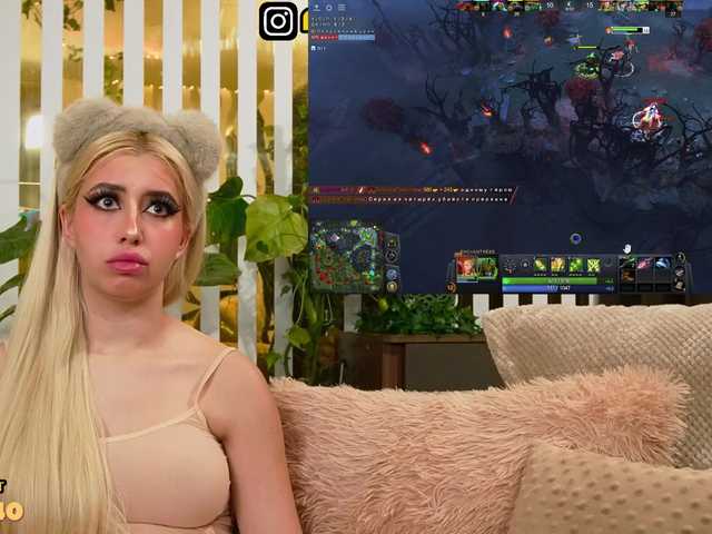 MiaLiaHot's BongaCams profile