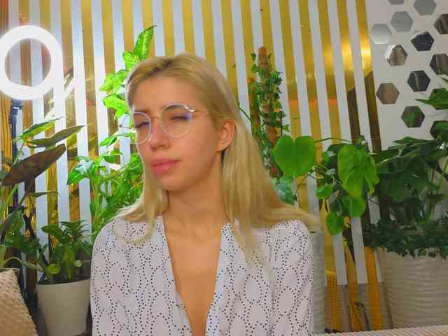 -Violettttta-