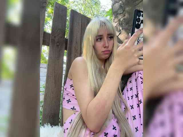 online live show MiaLiaHot