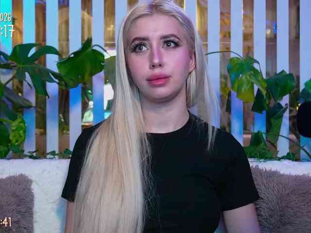 MiaLiaHot Live Webcam on BongaCams