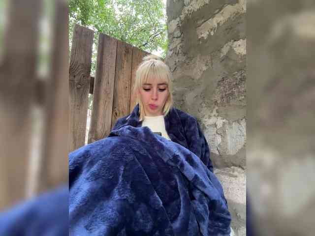 videochat free MiaLiaHot