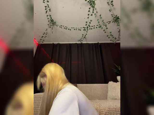 sexy chat online MiaLiaHot