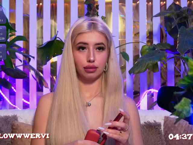 MiaLiaHot Live Webcam on BongaCams