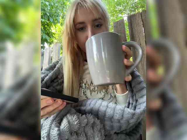 strip chat online MiaLiaHot
