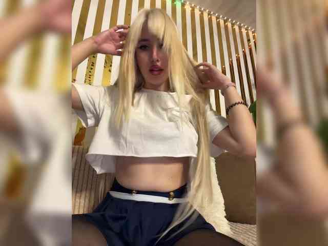 xxx live show MiaLiaHot