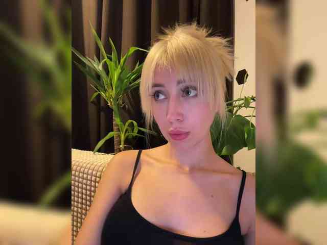 free sexcam MiaLiaHot
