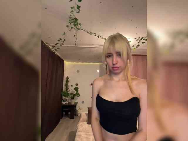 free online chat room MiaLiaHot