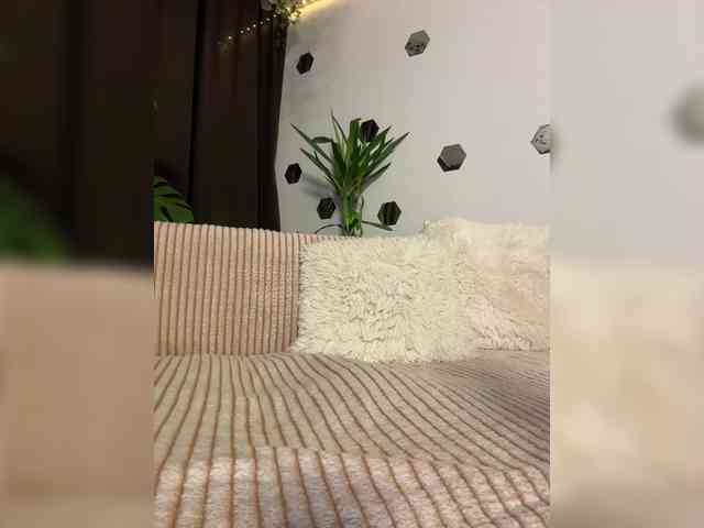 sex chat now MiaLiaHot