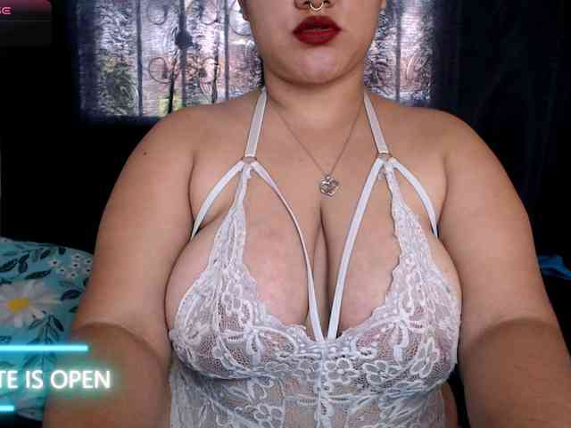 amy2squirt webcam