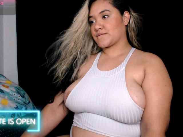 amy2squirt webcam