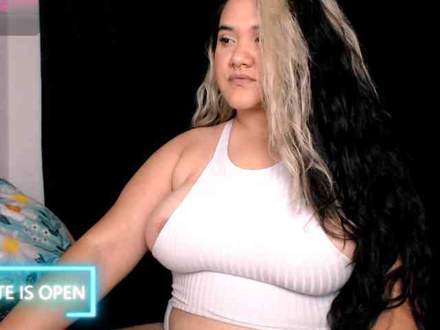 amy2squirt webcam