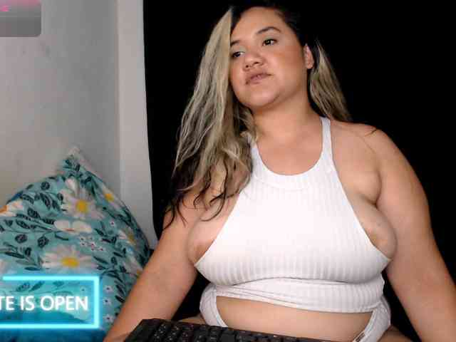 amy2squirt webcam