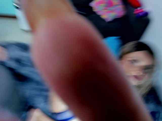 curvymilff webcam