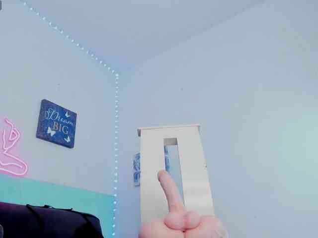 curvymilff webcam