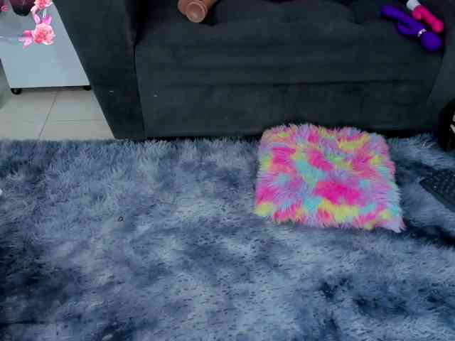 curvymilff webcam