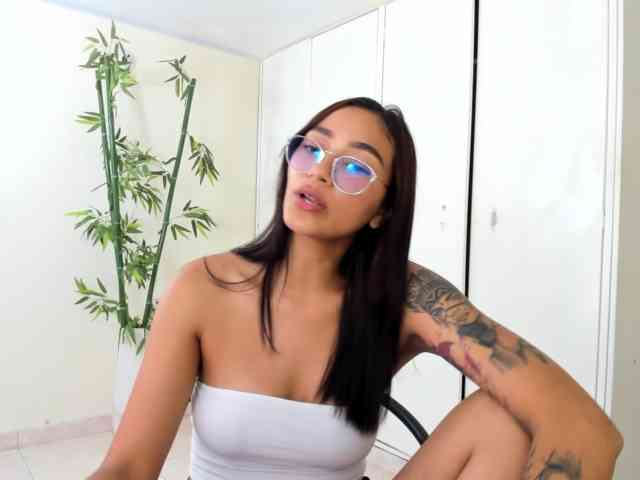 PARKERCINTHIA webcam