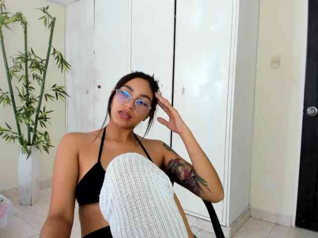 PARKERCINTHIA webcam