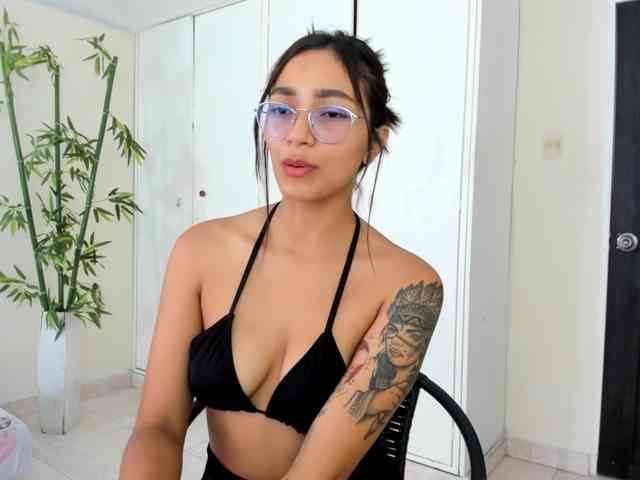 PARKERCINTHIA webcam