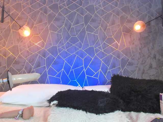 leigh-angels's BongaCams show and profile