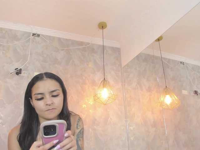 leigh-angels's BongaCams show and profile