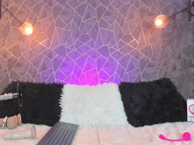 leigh-angels's BongaCams show and profile