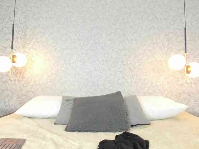 leigh-angels Live Webcam on BongaCams