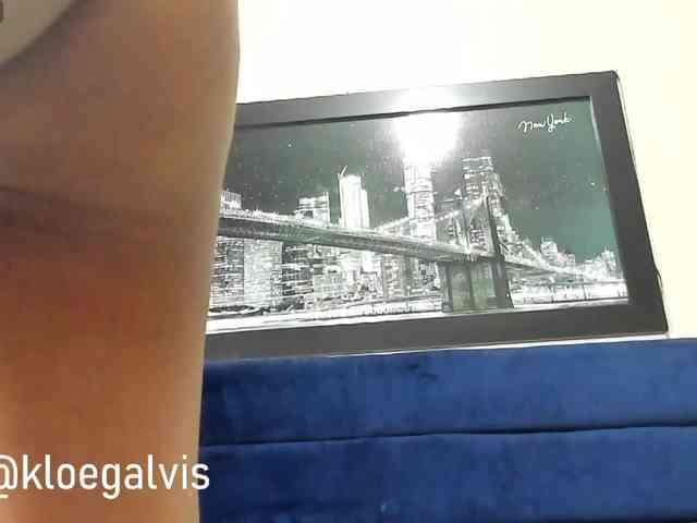 kloe-squirts webcam