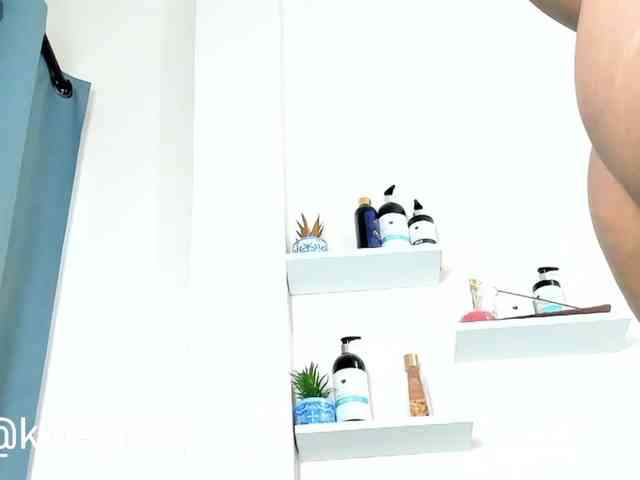 kloe-squirts webcam