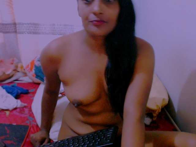 IndianSutraX's BongaCams show and profile