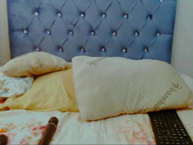 IndianSutraX's BongaCams show and profile